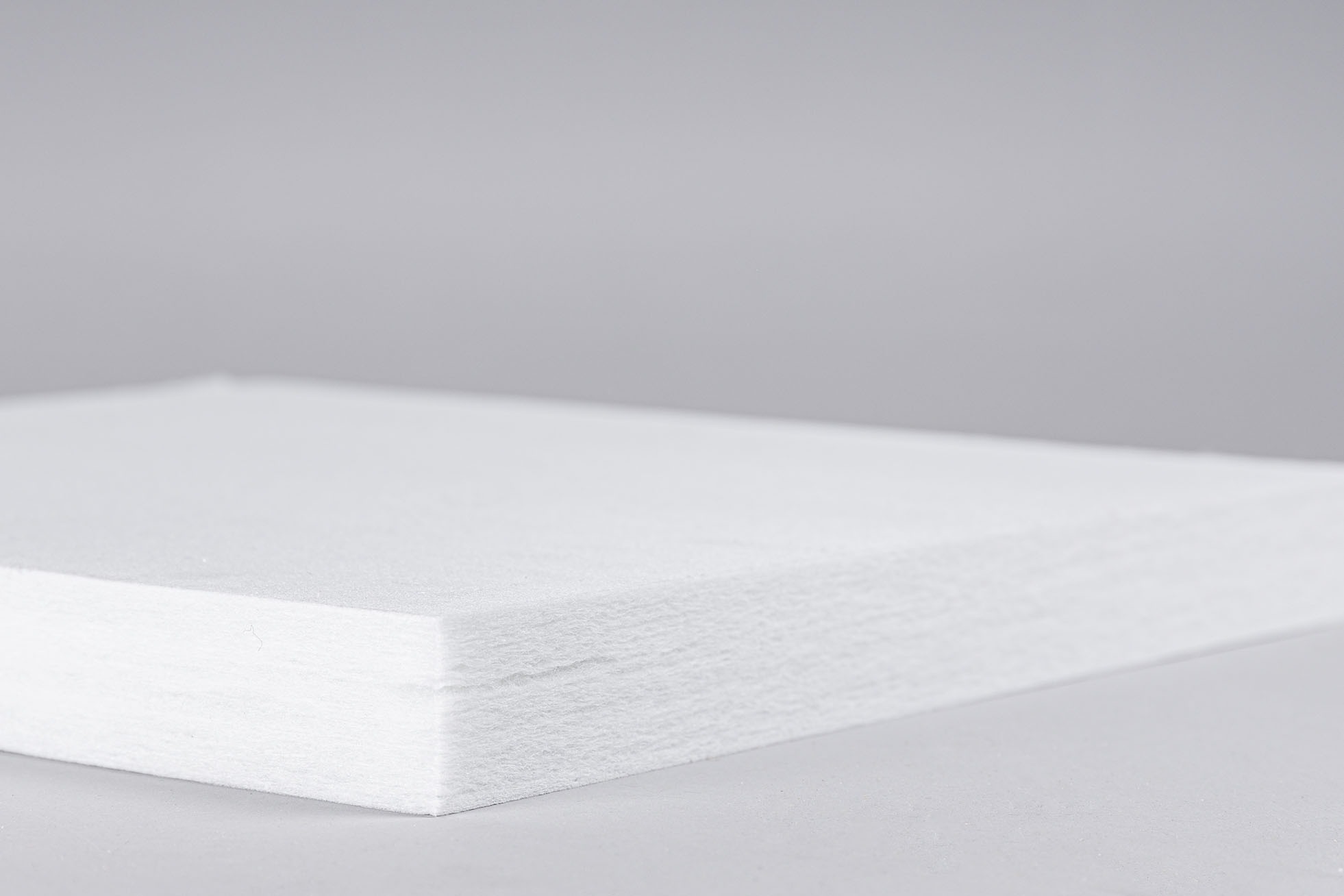 polyesterwol-wit-detail-isolatiemateriaal